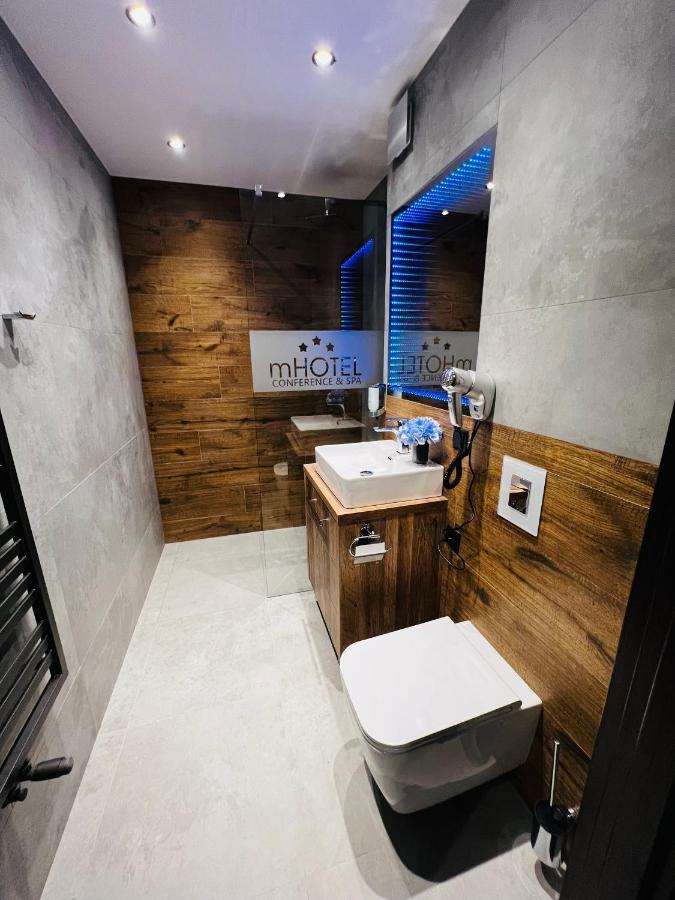 M Hotel วูดช์ ภายนอก รูปภาพ