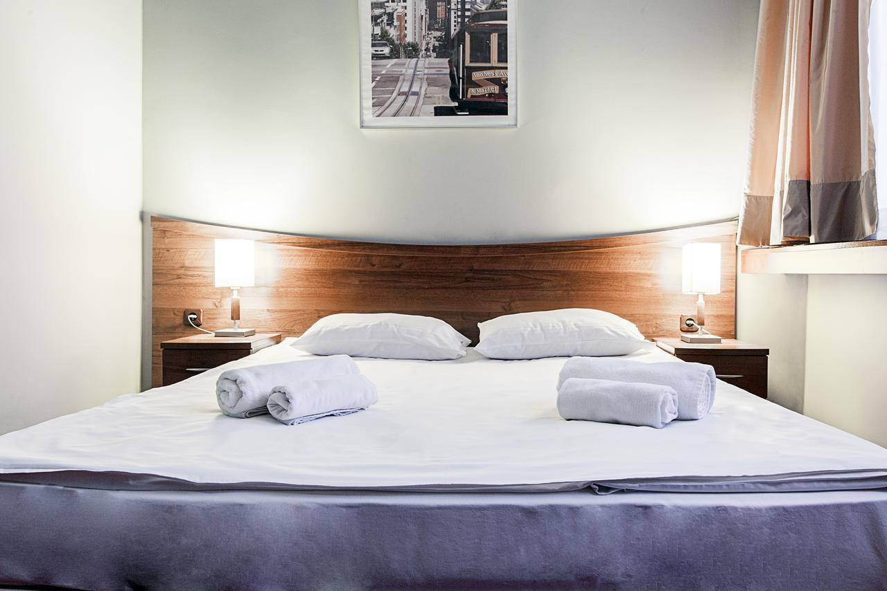 M Hotel วูดช์ ภายนอก รูปภาพ