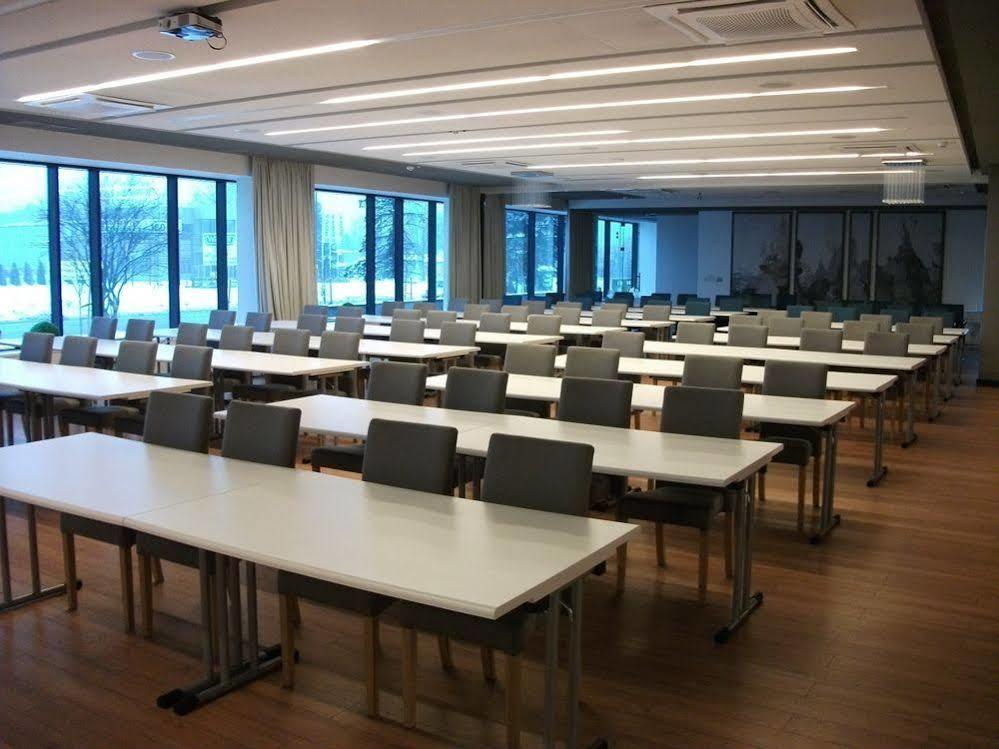 M Hotel วูดช์ ภายนอก รูปภาพ